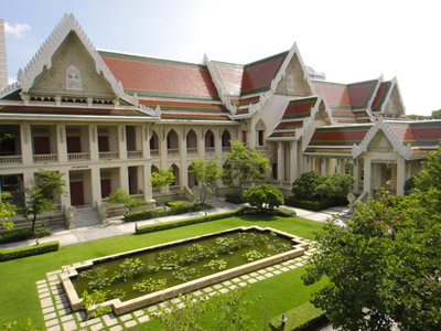 Maha Chulalongkorn Building