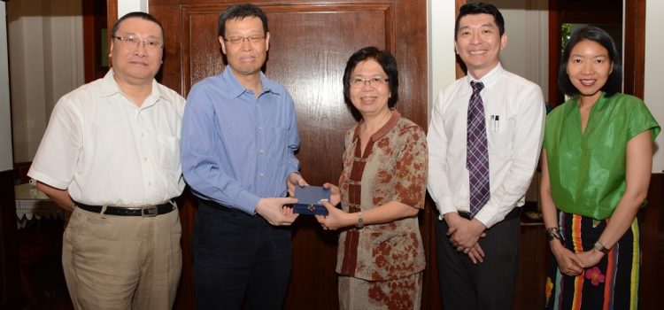 [News from the International Affairs Section] Meeting with City University of  Hong Kong Delegates